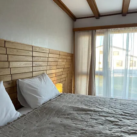 братановите къщи Guest house 3*
