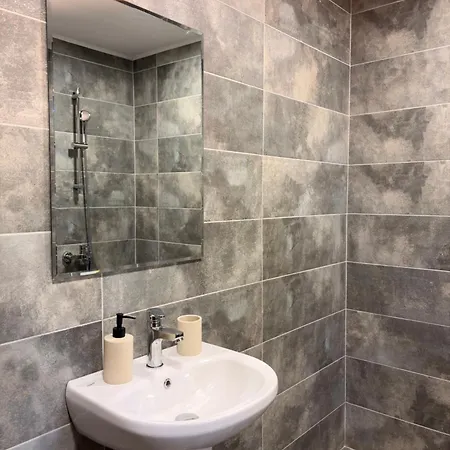 братановите къщи Guest house 3*