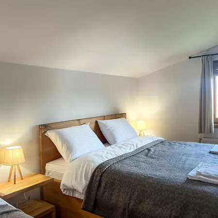 братановите къщи Guest house 3*