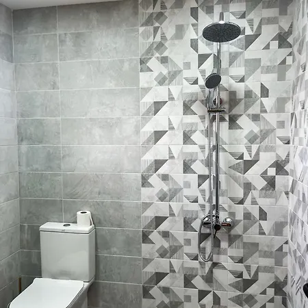 Guest house братановите къщи 3*