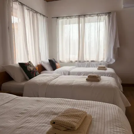 братановите къщи 3*